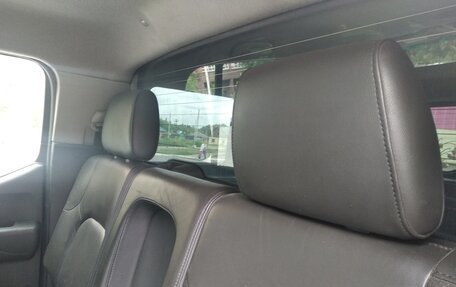 Nissan Navara (Frontier), 2007 год, 1 170 000 рублей, 24 фотография