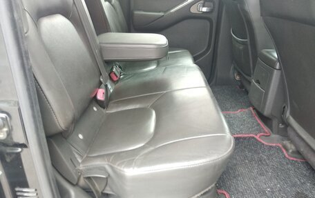 Nissan Navara (Frontier), 2007 год, 1 170 000 рублей, 25 фотография