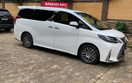 Toyota Alphard III, 2017 год, 3 950 000 рублей, 3 фотография
