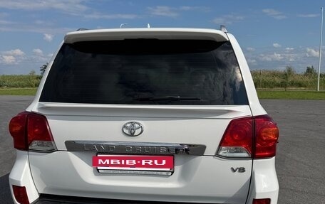Toyota Land Cruiser 200, 2014 год, 4 300 000 рублей, 3 фотография