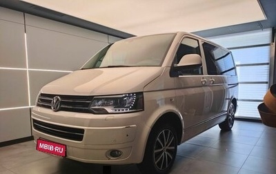 Volkswagen Multivan T5, 2014 год, 2 330 000 рублей, 1 фотография