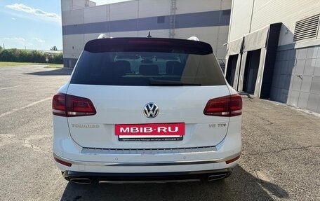 Volkswagen Touareg III, 2018 год, 4 000 000 рублей, 2 фотография
