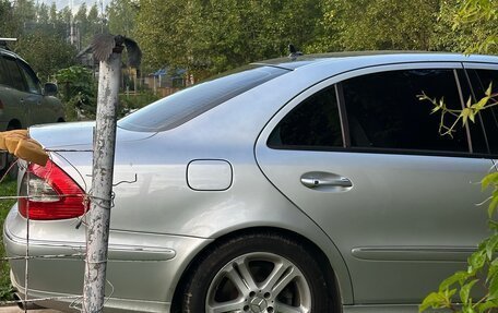 Mercedes-Benz E-Класс, 2007 год, 800 000 рублей, 13 фотография