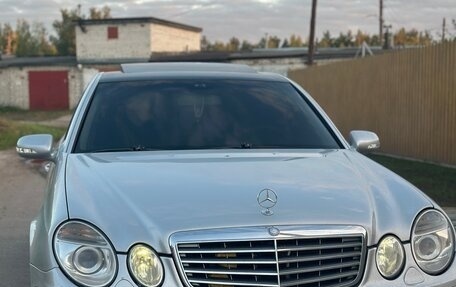 Mercedes-Benz E-Класс, 2007 год, 800 000 рублей, 11 фотография