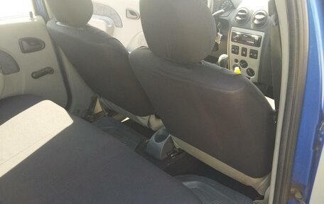 Renault Logan I, 2005 год, 325 000 рублей, 13 фотография