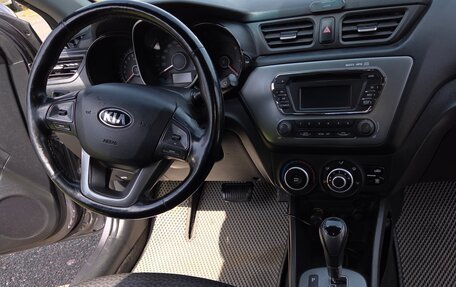 KIA Rio III рестайлинг, 2014 год, 790 000 рублей, 18 фотография