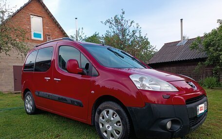 Peugeot Partner II рестайлинг 2, 2010 год, 646 000 рублей, 9 фотография