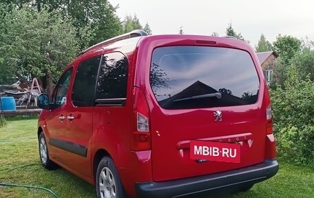 Peugeot Partner II рестайлинг 2, 2010 год, 646 000 рублей, 2 фотография