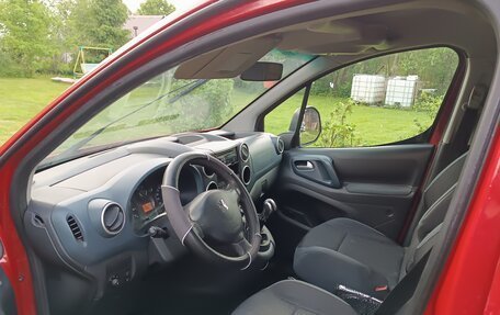 Peugeot Partner II рестайлинг 2, 2010 год, 646 000 рублей, 12 фотография