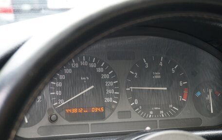 BMW 3 серия, 1994 год, 750 000 рублей, 25 фотография