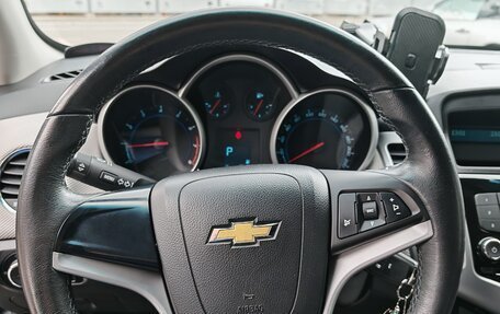Chevrolet Cruze II, 2011 год, 820 000 рублей, 9 фотография
