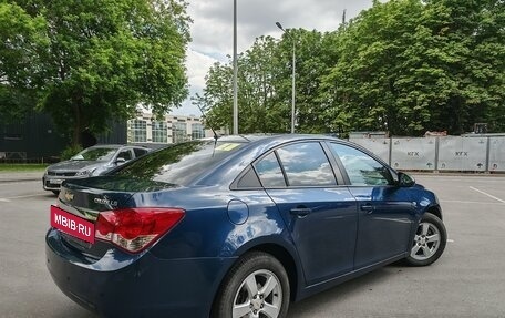Chevrolet Cruze II, 2011 год, 820 000 рублей, 6 фотография