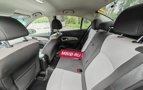 Chevrolet Cruze II, 2011 год, 820 000 рублей, 16 фотография