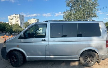 Volkswagen Transporter T5 рестайлинг, 2006 год, 1 400 000 рублей, 3 фотография