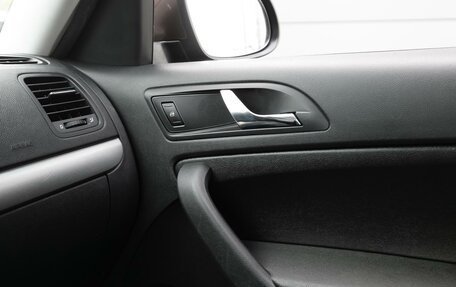 Skoda Yeti I рестайлинг, 2014 год, 1 100 000 рублей, 24 фотография