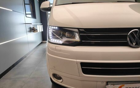 Volkswagen Multivan T5, 2014 год, 2 330 000 рублей, 2 фотография
