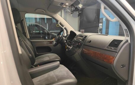 Volkswagen Multivan T5, 2014 год, 2 330 000 рублей, 18 фотография