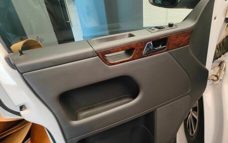 Volkswagen Multivan T5, 2014 год, 2 330 000 рублей, 19 фотография
