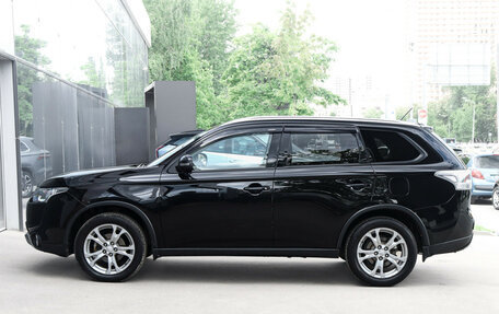 Mitsubishi Outlander III рестайлинг 3, 2014 год, 1 687 000 рублей, 8 фотография