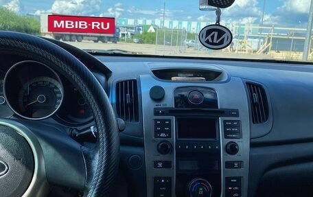 KIA Cerato III, 2009 год, 750 000 рублей, 3 фотография