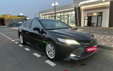 Toyota Camry, 2018 год, 3 150 000 рублей, 3 фотография