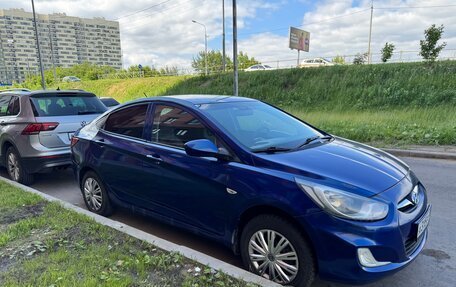 Hyundai Solaris II рестайлинг, 2013 год, 535 000 рублей, 4 фотография