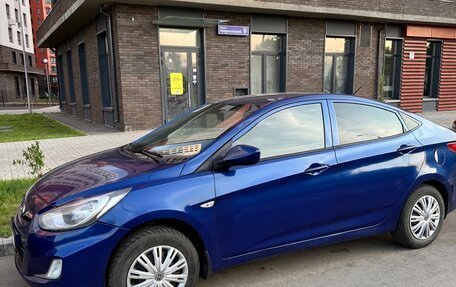 Hyundai Solaris II рестайлинг, 2013 год, 535 000 рублей, 8 фотография