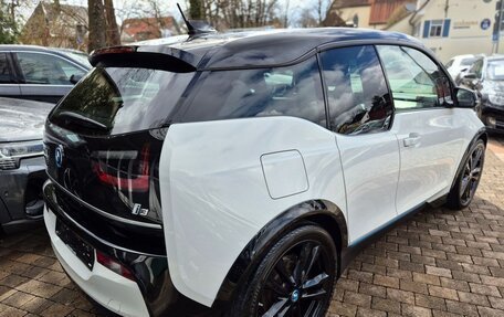 BMW i3 I01 рестайлинг, 2022 год, 2 620 000 рублей, 9 фотография