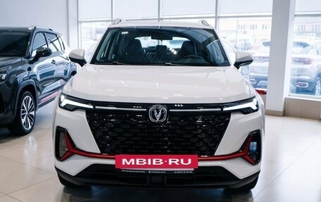 Changan CS35 Plus, 2024 год, 2 629 900 рублей, 2 фотография