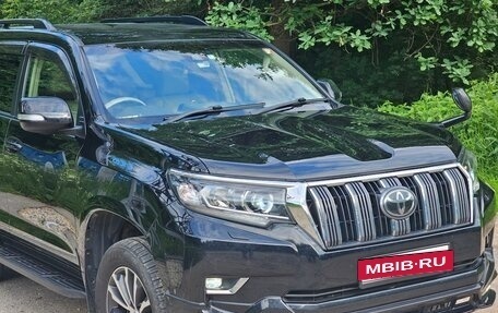 Toyota Land Cruiser Prado 150 рестайлинг 2, 2018 год, 4 400 000 рублей, 2 фотография