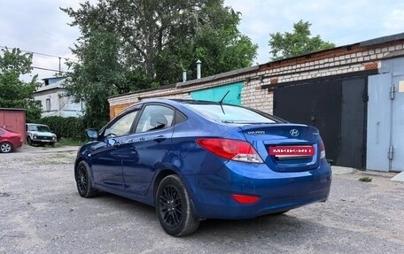Hyundai Solaris II рестайлинг, 2012 год, 637 000 рублей, 4 фотография