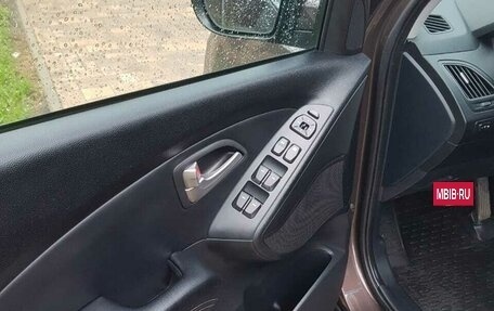 Hyundai ix35 I рестайлинг, 2013 год, 1 450 000 рублей, 12 фотография