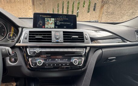 BMW 3 серия, 2015 год, 2 250 000 рублей, 21 фотография