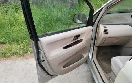 Toyota Nadia, 2000 год, 580 000 рублей, 5 фотография