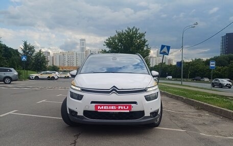 Citroen C4 Picasso II рестайлинг, 2015 год, 1 000 000 рублей, 5 фотография