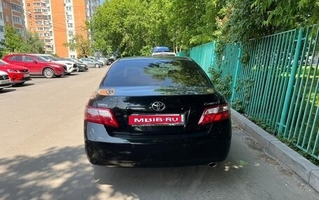 Toyota Camry, 2009 год, 2 100 000 рублей, 2 фотография