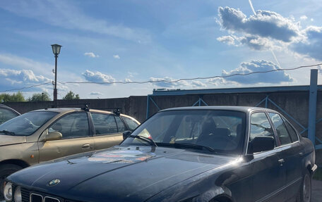 BMW 5 серия, 1990 год, 400 000 рублей, 1 фотография