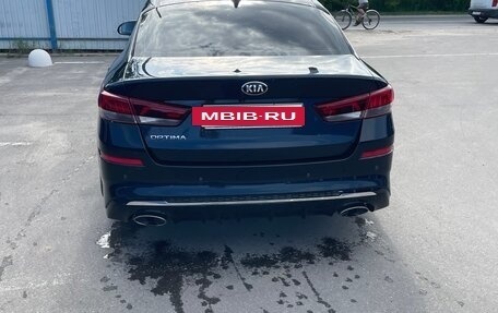 KIA Optima IV, 2018 год, 1 750 000 рублей, 3 фотография