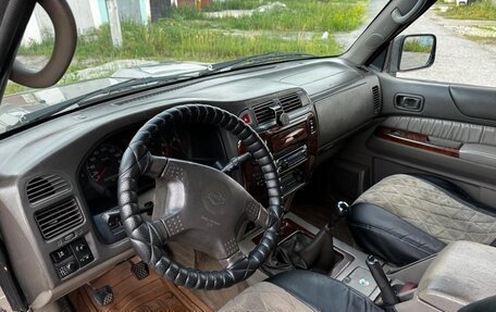 Nissan Patrol, 1998 год, 840 000 рублей, 8 фотография
