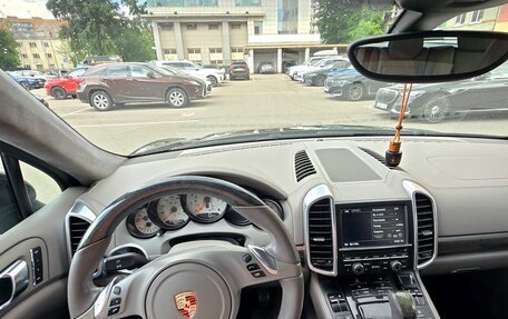 Porsche Cayenne III, 2010 год, 2 490 000 рублей, 24 фотография