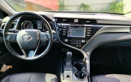 Toyota Camry, 2020 год, 2 700 000 рублей, 7 фотография