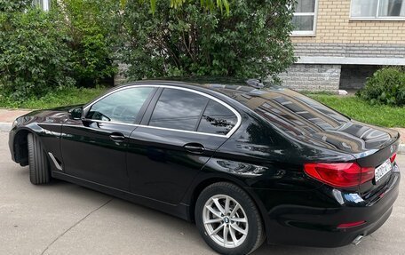 BMW 5 серия, 2019 год, 2 700 000 рублей, 3 фотография