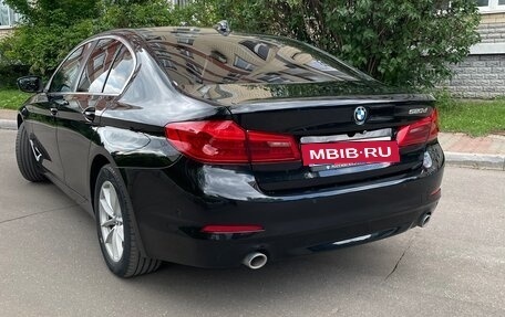 BMW 5 серия, 2019 год, 2 700 000 рублей, 2 фотография