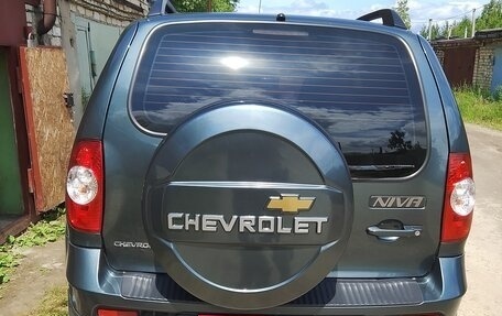Chevrolet Niva I рестайлинг, 2015 год, 700 000 рублей, 7 фотография