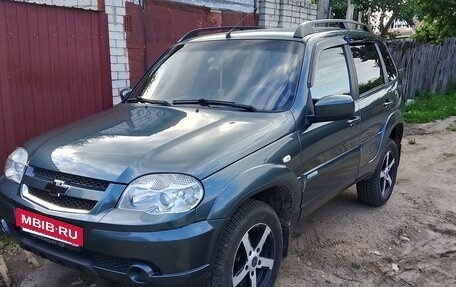 Chevrolet Niva I рестайлинг, 2015 год, 700 000 рублей, 24 фотография