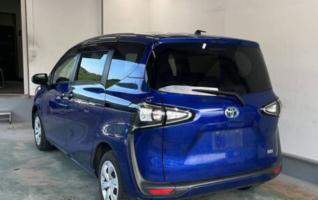 Toyota Sienta II, 2021 год, 1 189 000 рублей, 3 фотография