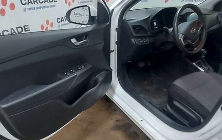 Hyundai Solaris II рестайлинг, 2021 год, 1 794 000 рублей, 8 фотография