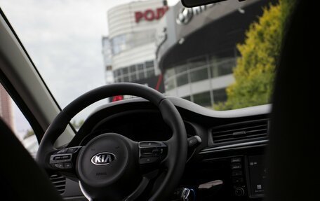 KIA Rio IV, 2018 год, 1 123 000 рублей, 19 фотография