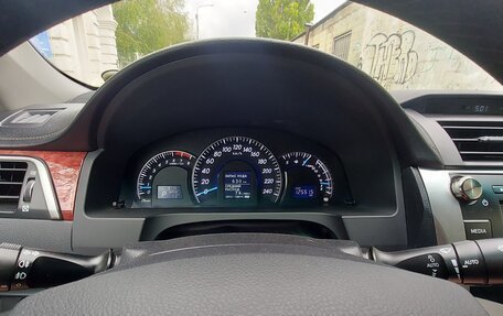 Toyota Camry, 2013 год, 1 750 000 рублей, 2 фотография