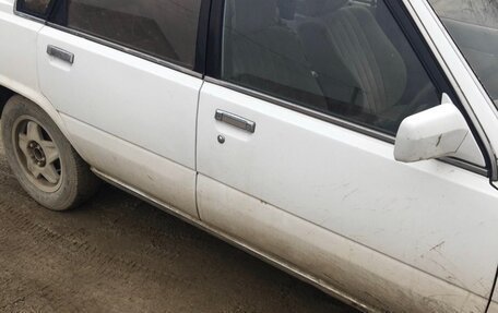 Toyota Vista, 1985 год, 160 000 рублей, 3 фотография